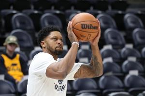 中中距离投 中中距离投