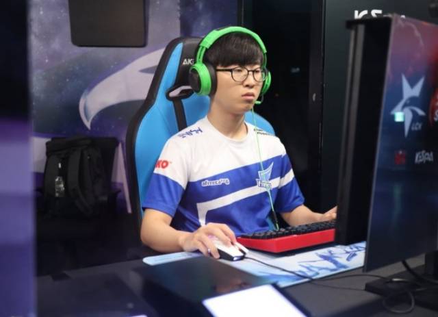 参与者不仅 参与者不仅